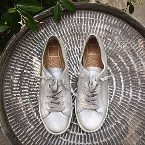 Dolce Vita women’s tennis shoe size 10 silver